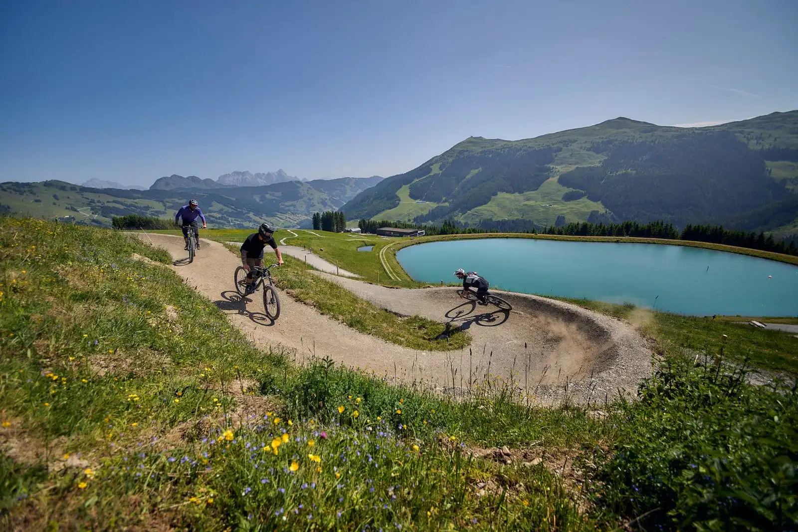 12er Sky Line - Bild 11