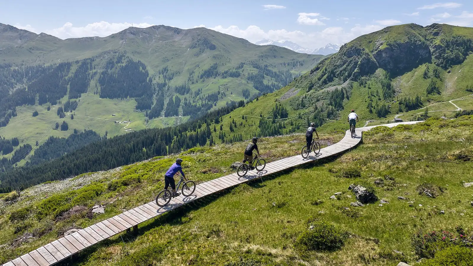 12er Sky Line - Bild 12